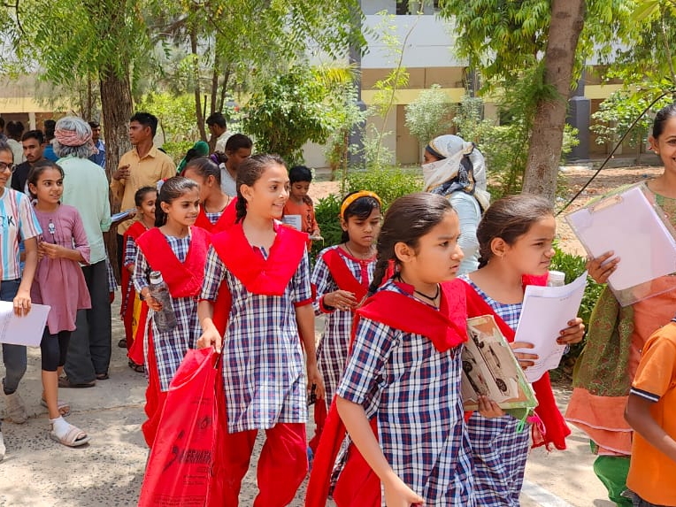 Shokit Raksha Gyan Setu, Raksha Shakti School admission exam held in Patan, 14137 ...