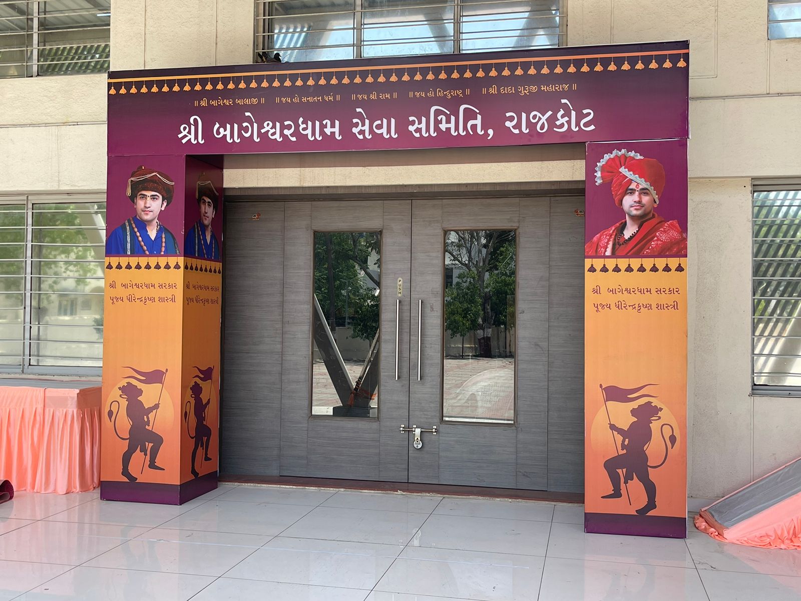 Baba Rasheed Driver In Rajkot, Dhirendra Shastri's bouncer punched organizer's local ...