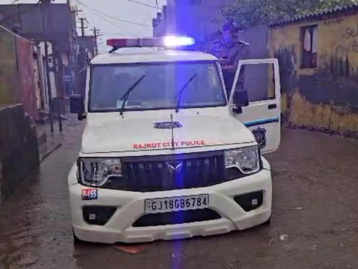 In Rajkot from late night with heavy winds, more than 2 inches of rain