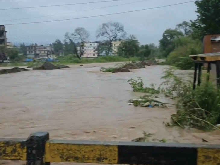 Uttarakhand Red Alert Monsoon Update Rudraprayag Landslide Himachal Pradesh UP Punjab Rainfall Alert
