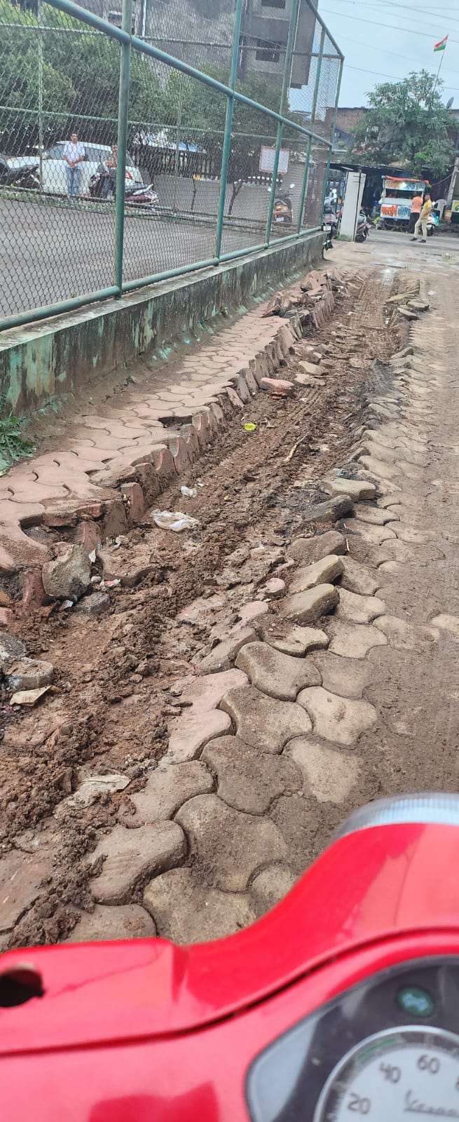 4 crore sports complex in Valsad permanent pressure of dilapidated