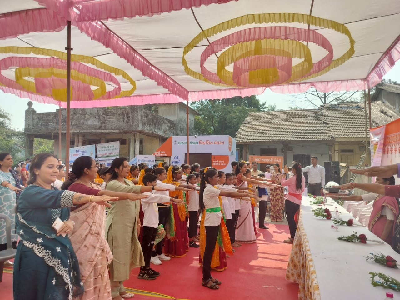 A warm welcome was given to the Yatra in Chanod of Vapi, the ...