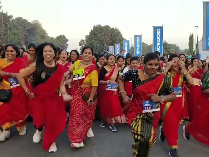 280 મહિલાઓની લાલ રંગની સાડીમાં દોડ