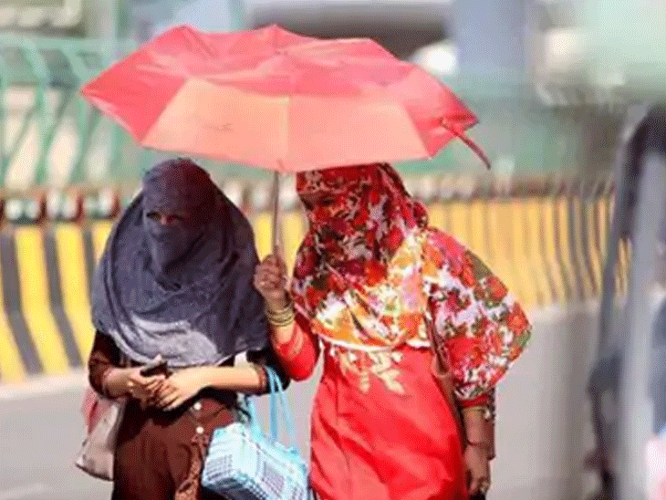 તડકાથી બચવા છત્રીનો ઉપયોગ હિતાવહ.