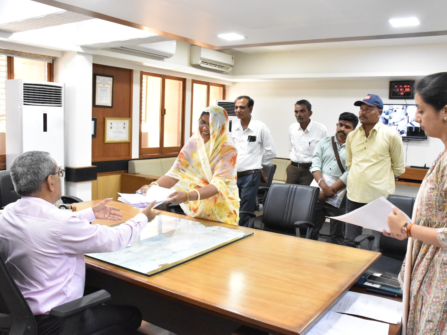 So far 19 forms have been filled | અત્યાર સુધીમાં 19 ફોર્મ ભરાયા ...