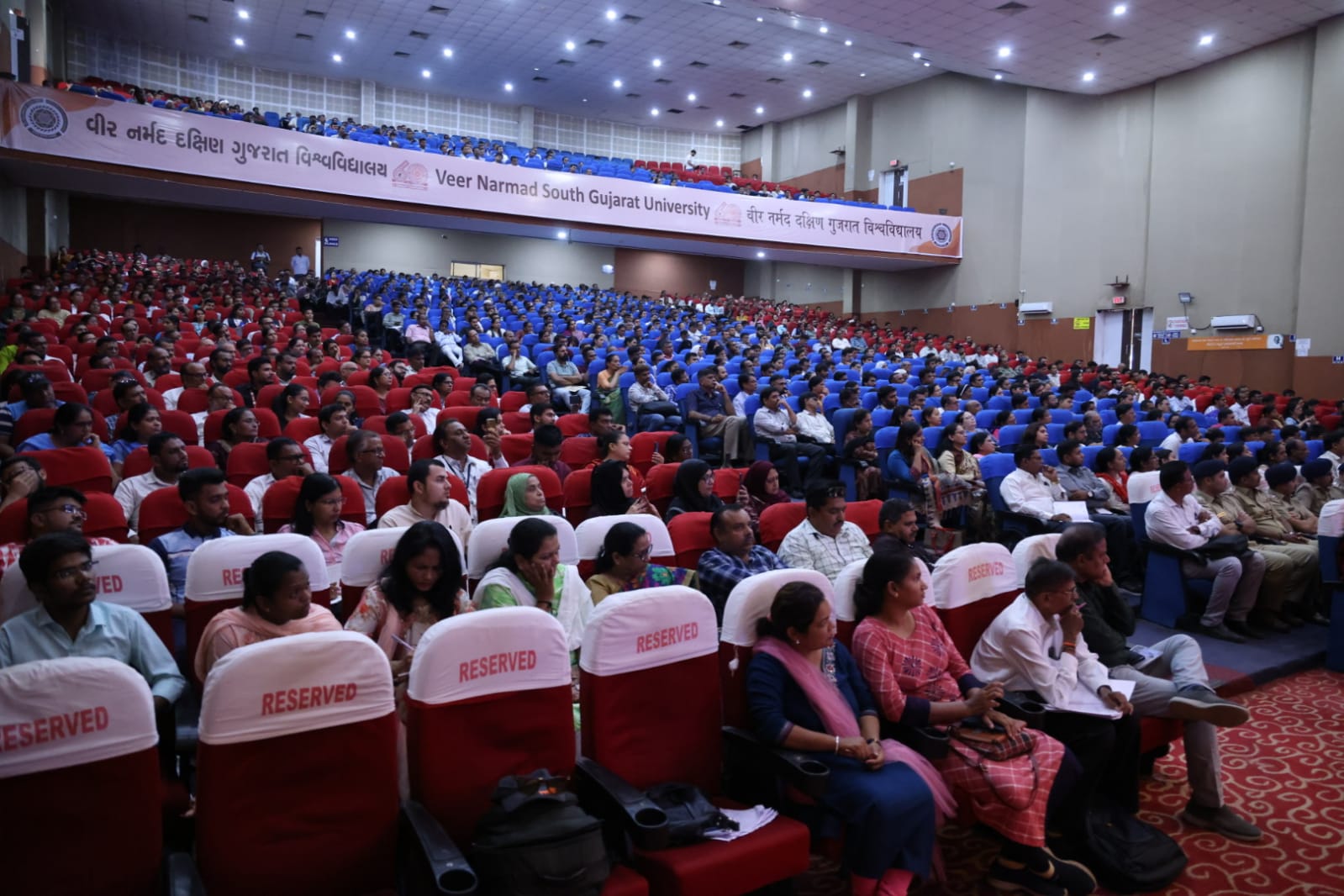 Meeting with about 1800 parents of Education Traffic and RTO Department