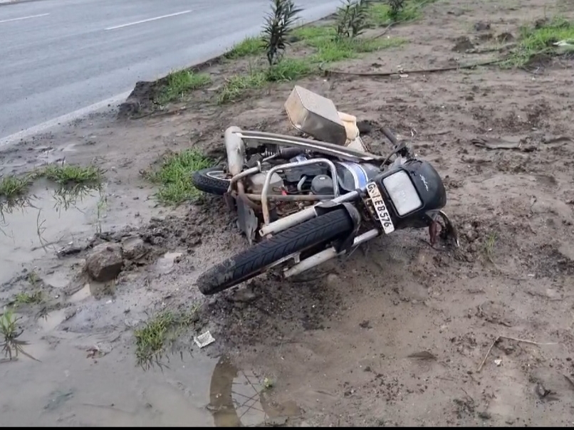 Two persons died on the spot in an accident between a bike and a car on ...