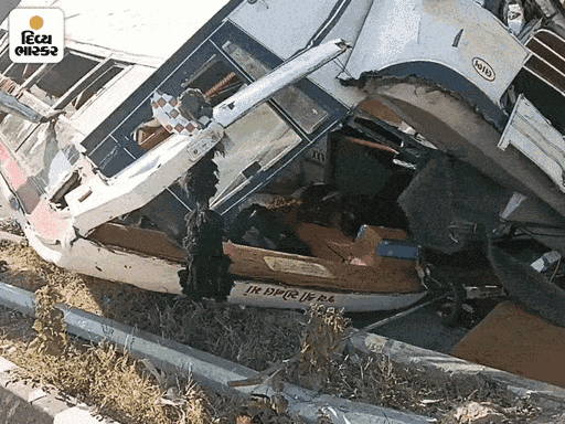 Max crashes into a car as the brakes of the luxury bus fail; 20 people ...