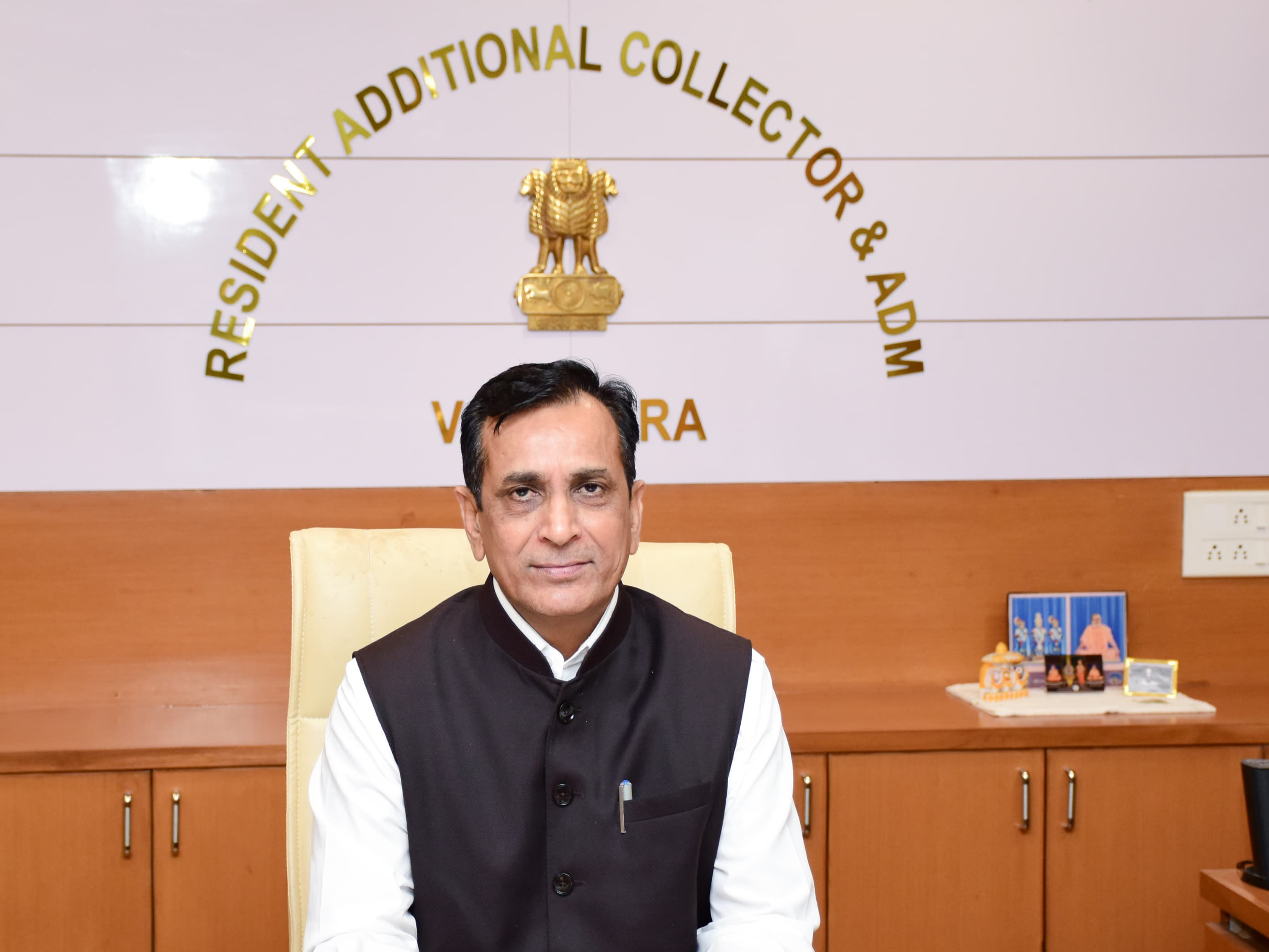 Bharat Patel took charge as Vadodara Resident Additional Collector