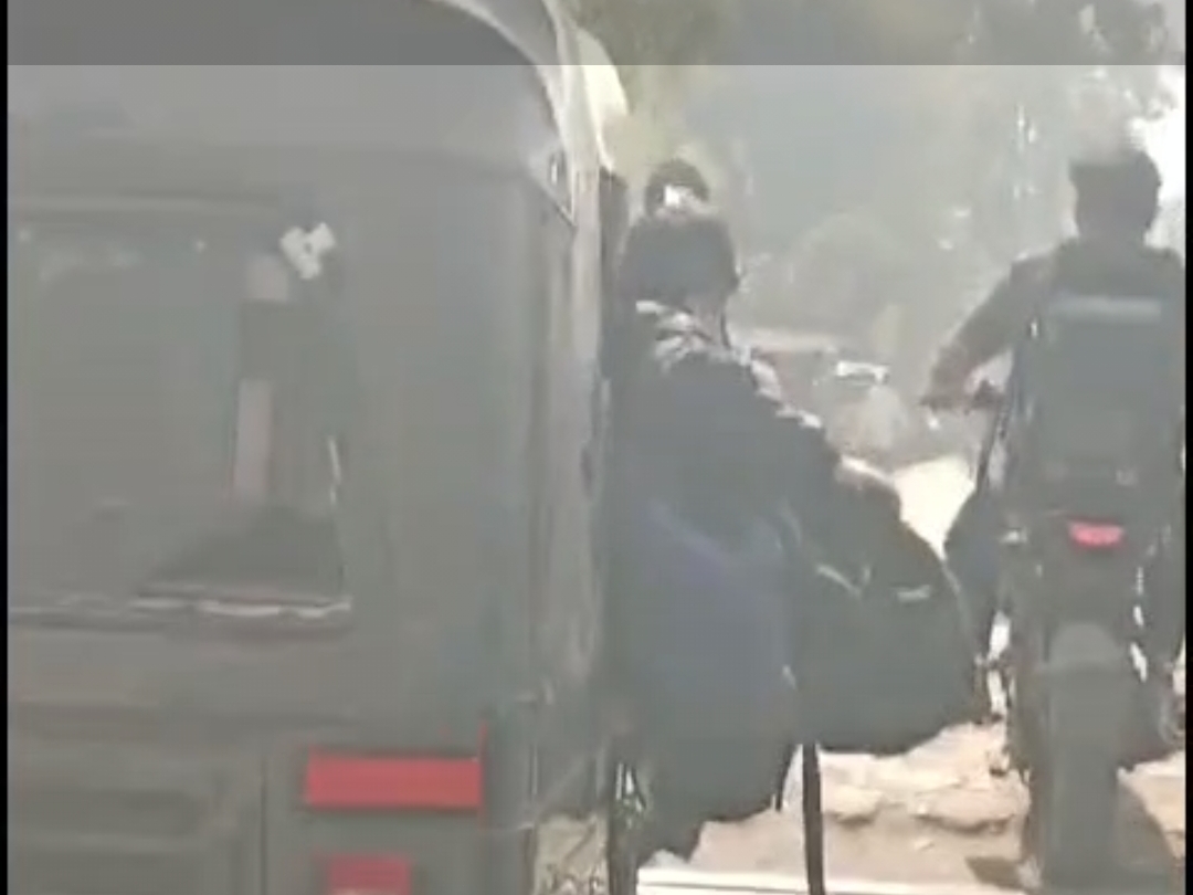 Motorized Rickshaw Overloading Video of driver overloading rickshaw with more students than capacity ...