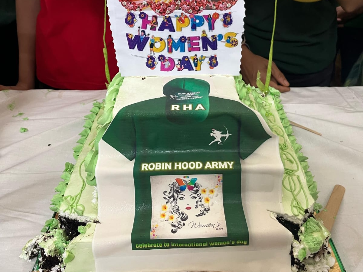 Robin Hood Army's unique initiative on Women's Day