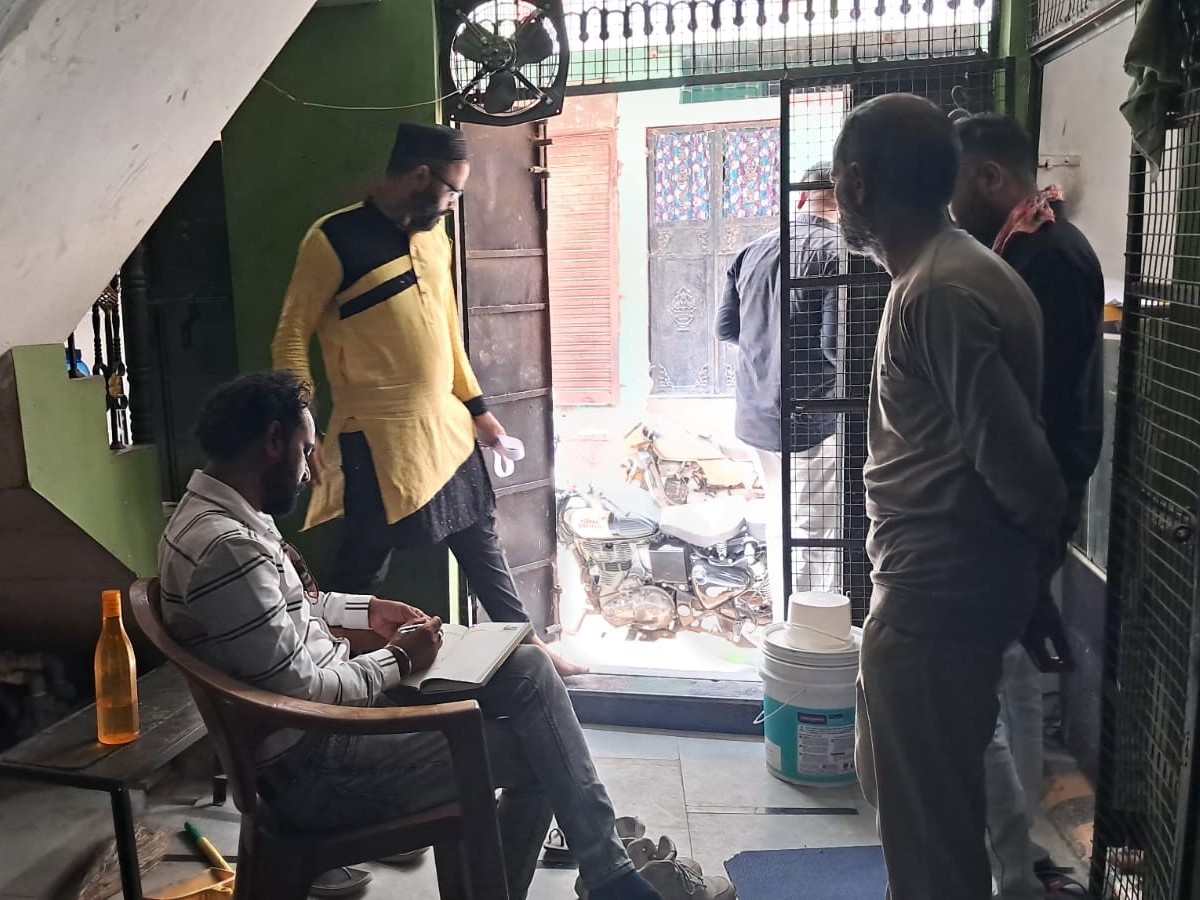 Raid on illegal bakery in city | શહેરામાં ગેરકાયદે બેકરી પર દરોડો ...