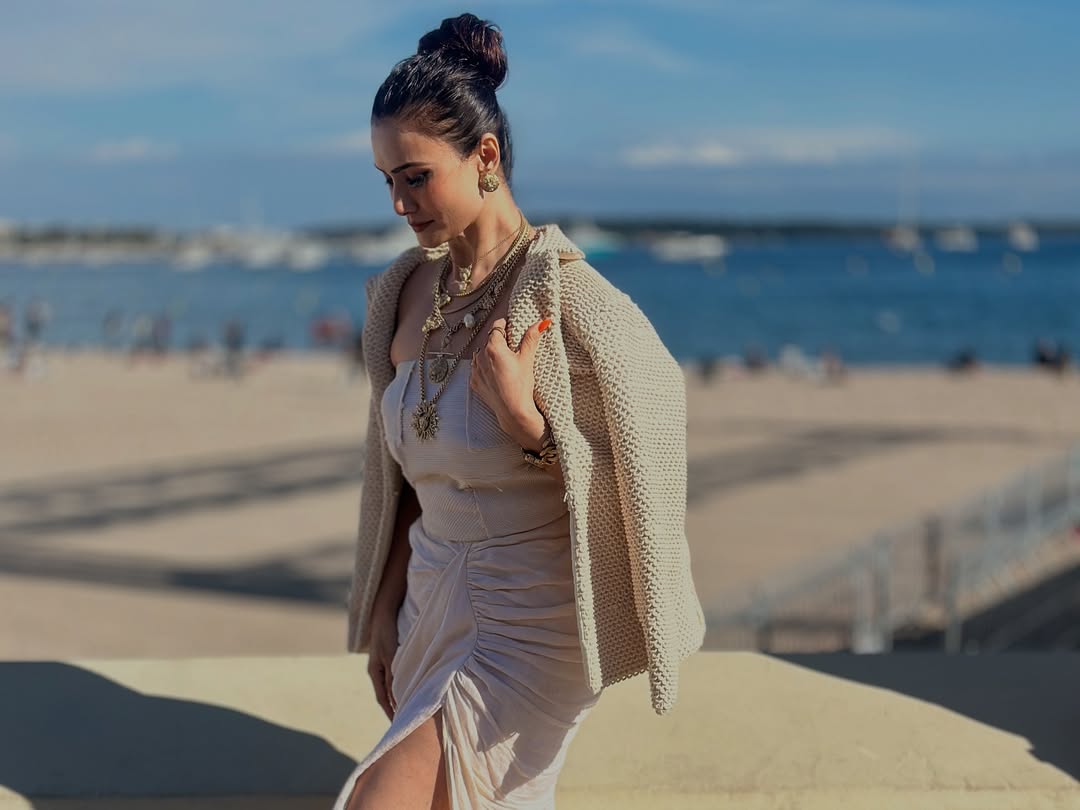 First Indian Woman Fashion Designer Walks Cannes Red Carpet - PHOTOS ...