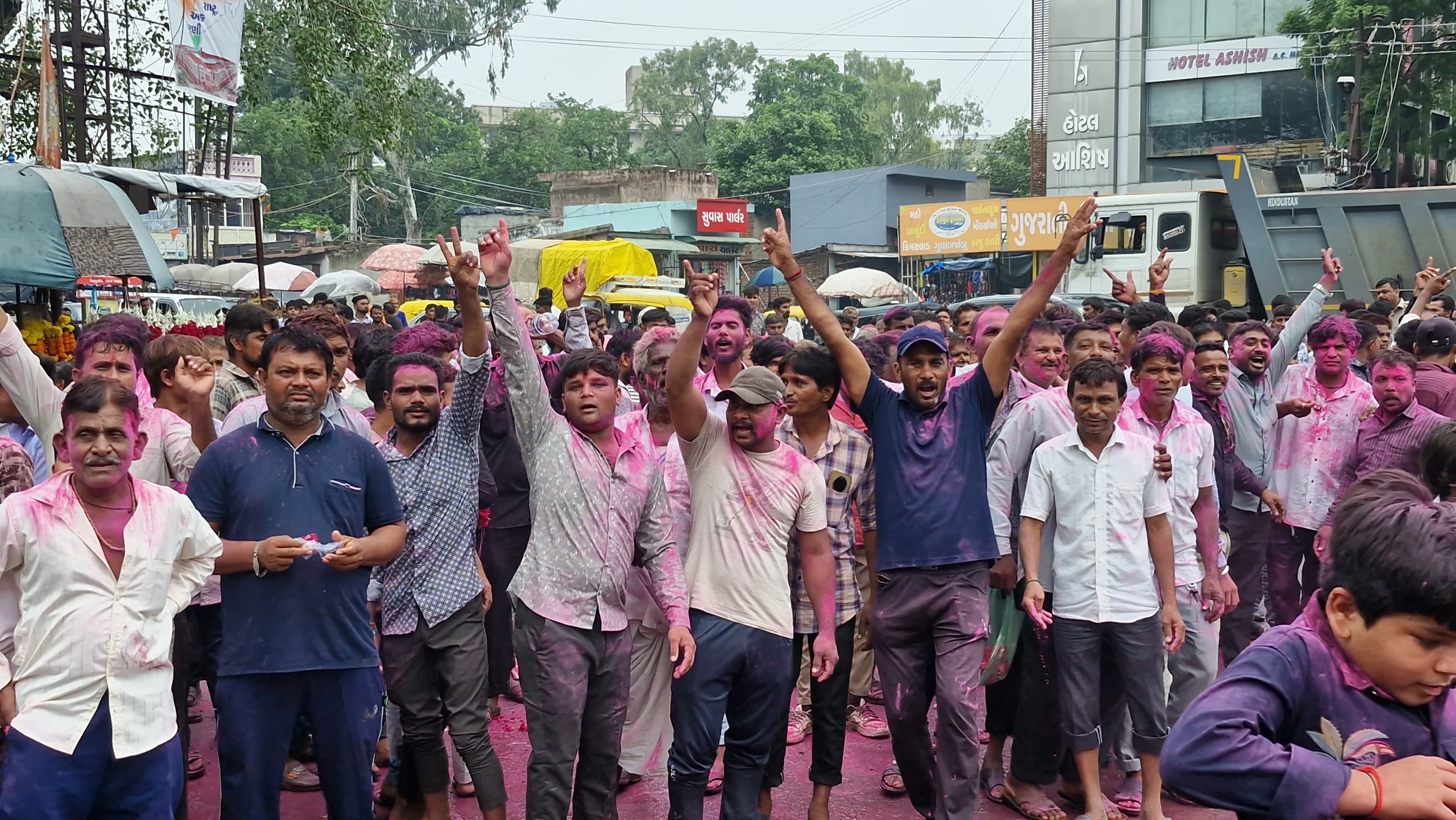Sarpanch Sarpanch and members of 80 gram panchayats out of 196 in the district ...