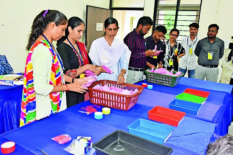 Sarpanch Sarpanch and members of 80 gram panchayats out of 196 in the district ...