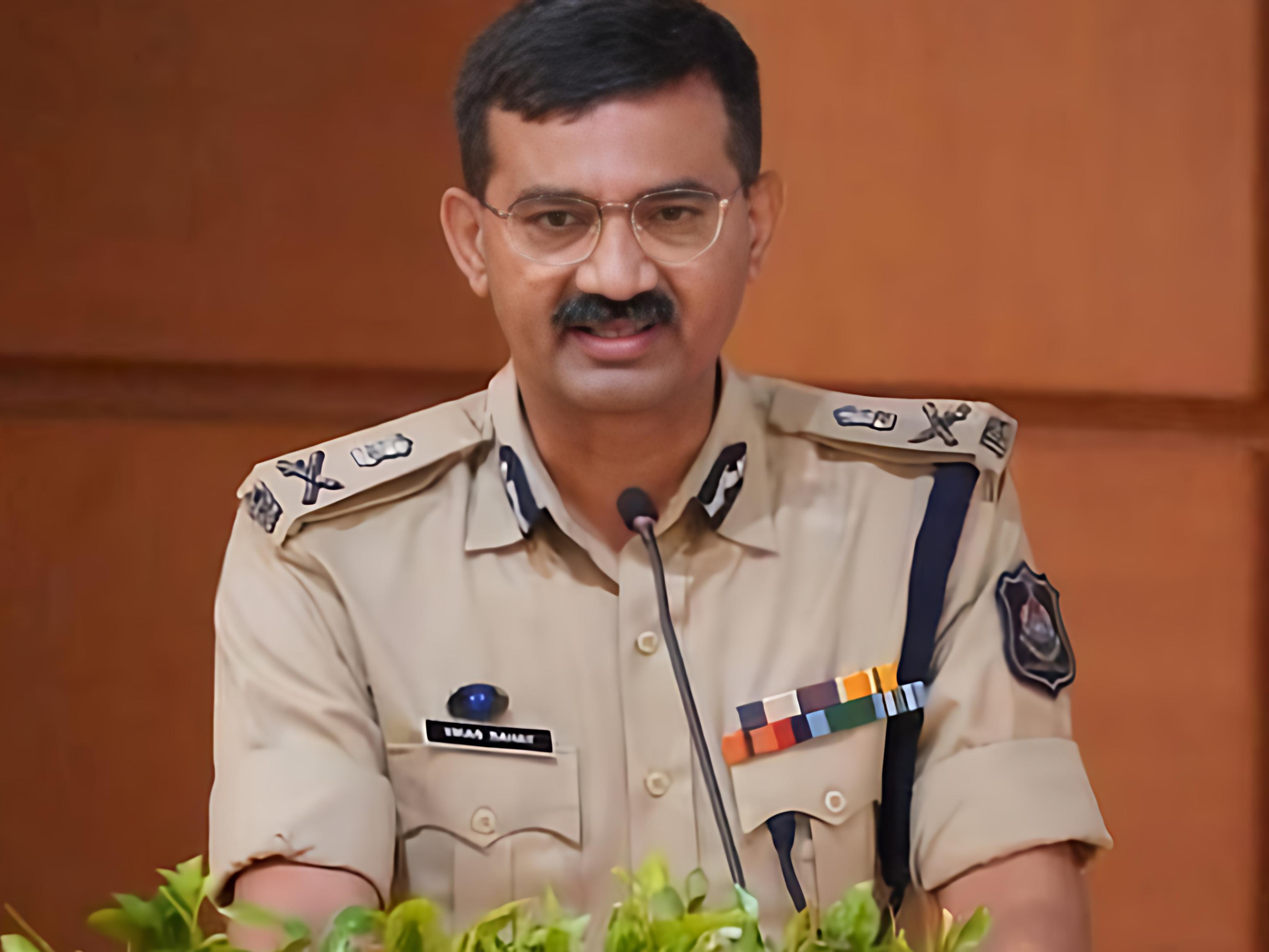 Now police stations will be ranked based on the facilities provided to  citizens | હવે પોલીસ સ્ટેશનોનું રેન્કિંગ નાગરિકોને મળતી સુવિધા પર નક્કી  થશે: ગુજરાતના પોલીસ સ્ટેશનોનું ...