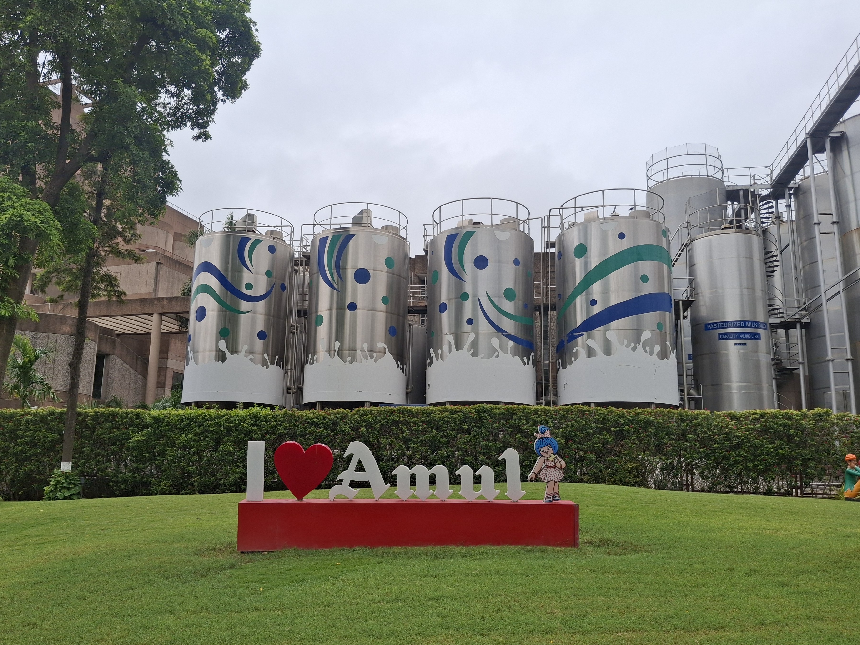 Amul becomes the world's number one cooperative organization