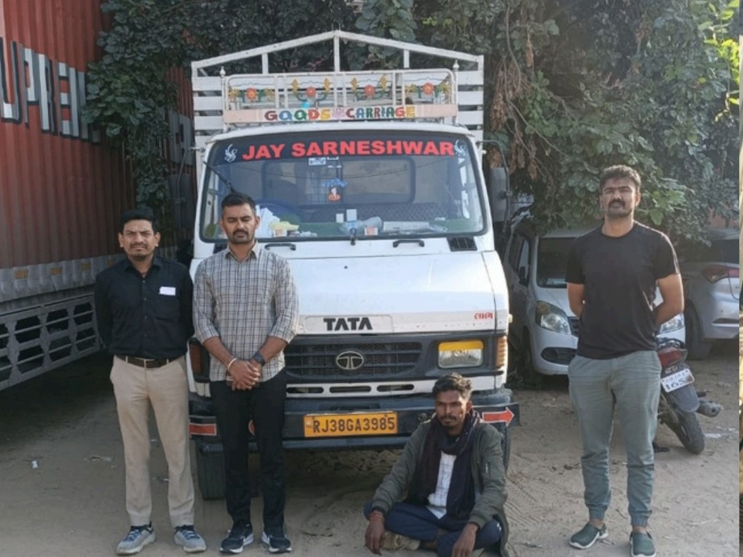 Siddhpur Liquor Seized LCB Arrests Accused | વિદેશી દારૂનો જથ્થો ઝડપાયો: સિદ્ધપુરમાંથી પાટણ LCBએ 8.16 લાખનો વિદેશી દારૂ સાથે 1 આરોપીની ધરપકડ કરી - Siddhpur News | Divya Bhaskar