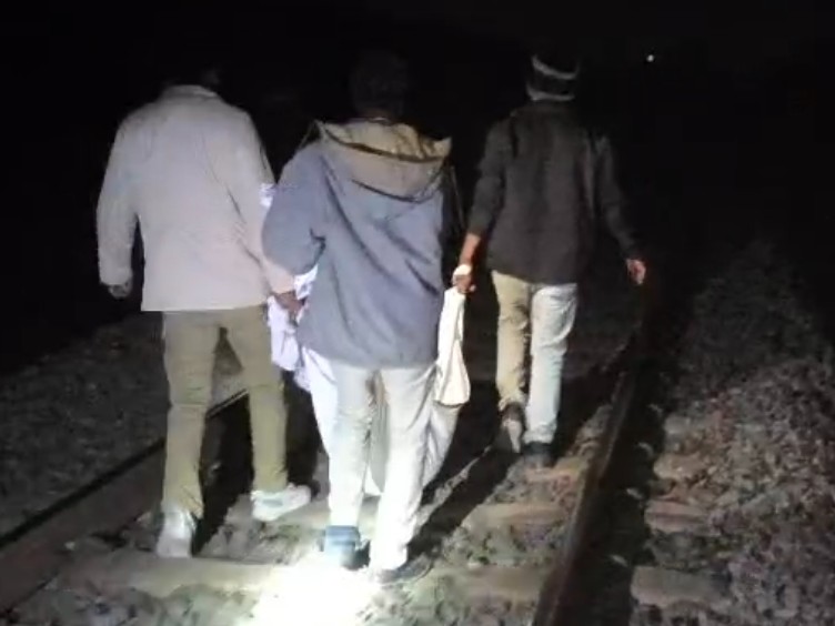An elderly man died after being hit by an Ektanagar-Ahmedabad train ...