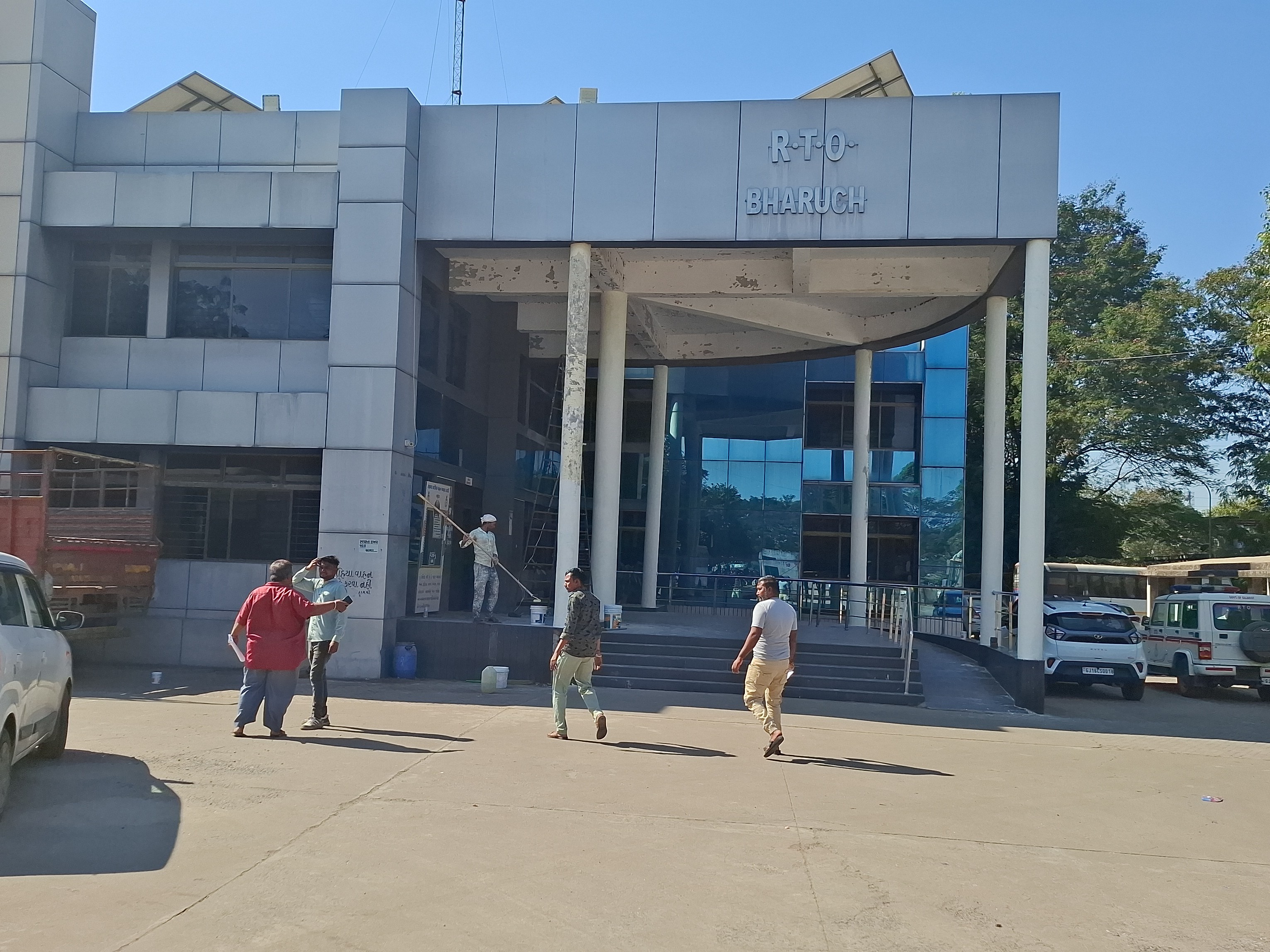 Smart Rto Smart driving test track ready in Bharuch RTO