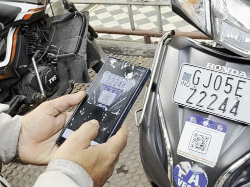 This 'QR code' on the vehicle will save your life