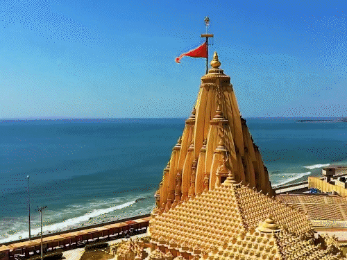 PM Modi shared a video on Somnath | PM મોદીએ સોમનાથ પર એક વીડિયો શેર કર્યો: ગઝની, ખિલજી, ઔરંગઝેબ આએ ઔર ચલે ગએ, ભોલે બાબા કે આગે, પાપી સારે રાખ હુએ... |