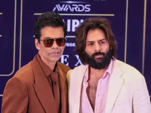 કાર્તિક હાલમાં ધર્મા પ્રોડક્શન્સની ફિલ્મ ‘નાગઝિલા’નું શૂટિંગ કરી રહ્યો છે.