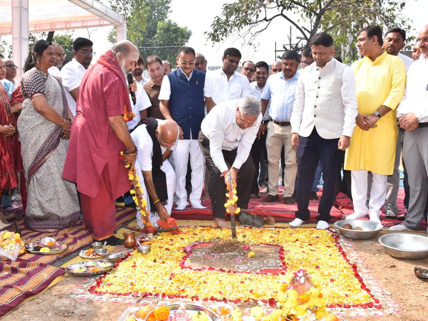 Dharampur New Municipality Building Inauguration by Kanu Desai, Dhaval ...