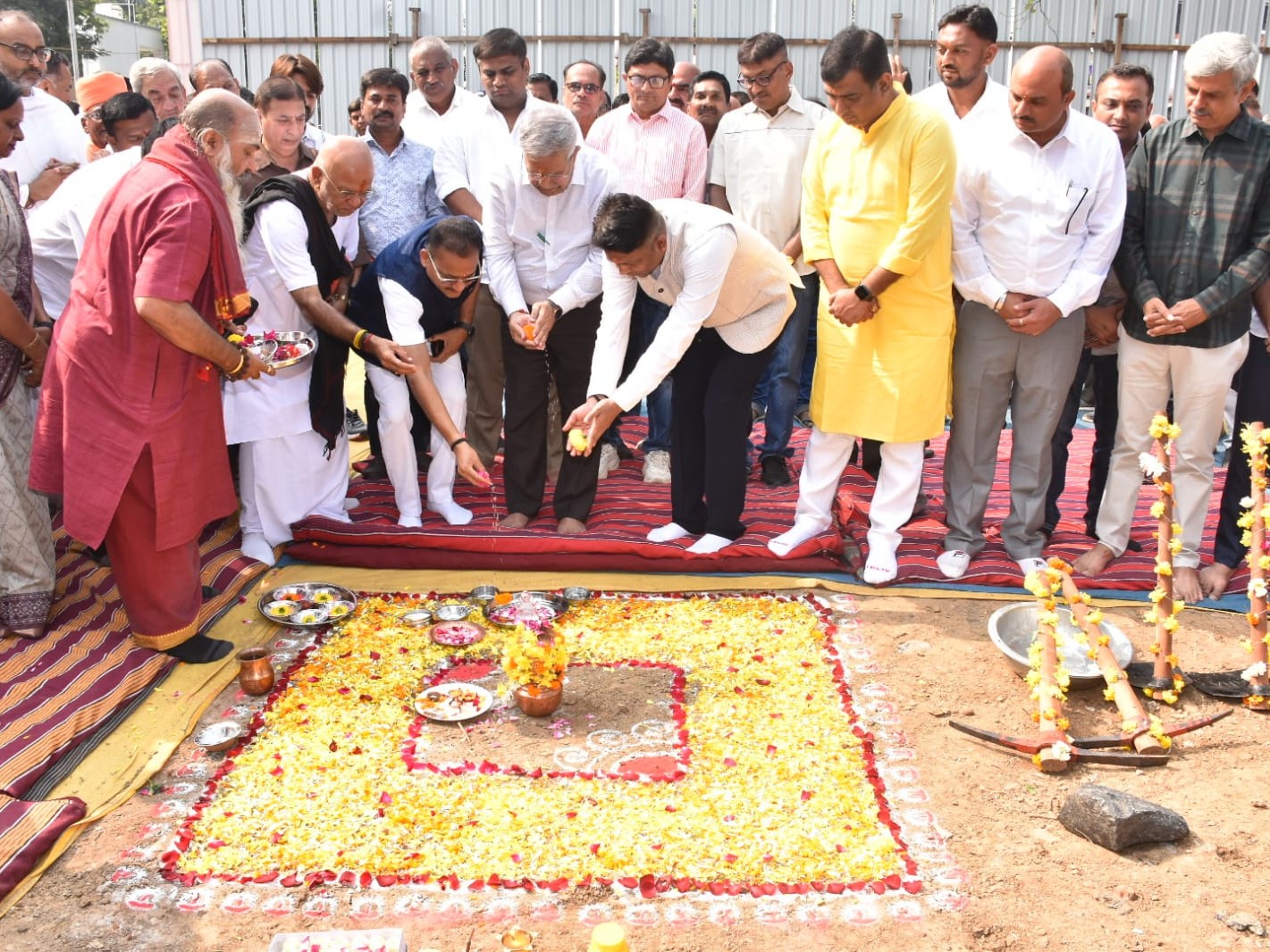 Dharampur New Municipality Building Inauguration by Kanu Desai, Dhaval ...