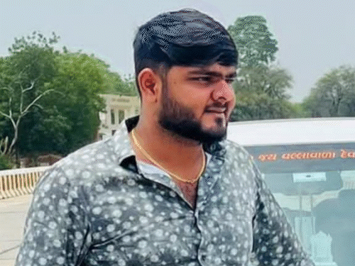 Kadi Body Found: Rishi Patel Suicide Note Mentions 50 Lakh Deal