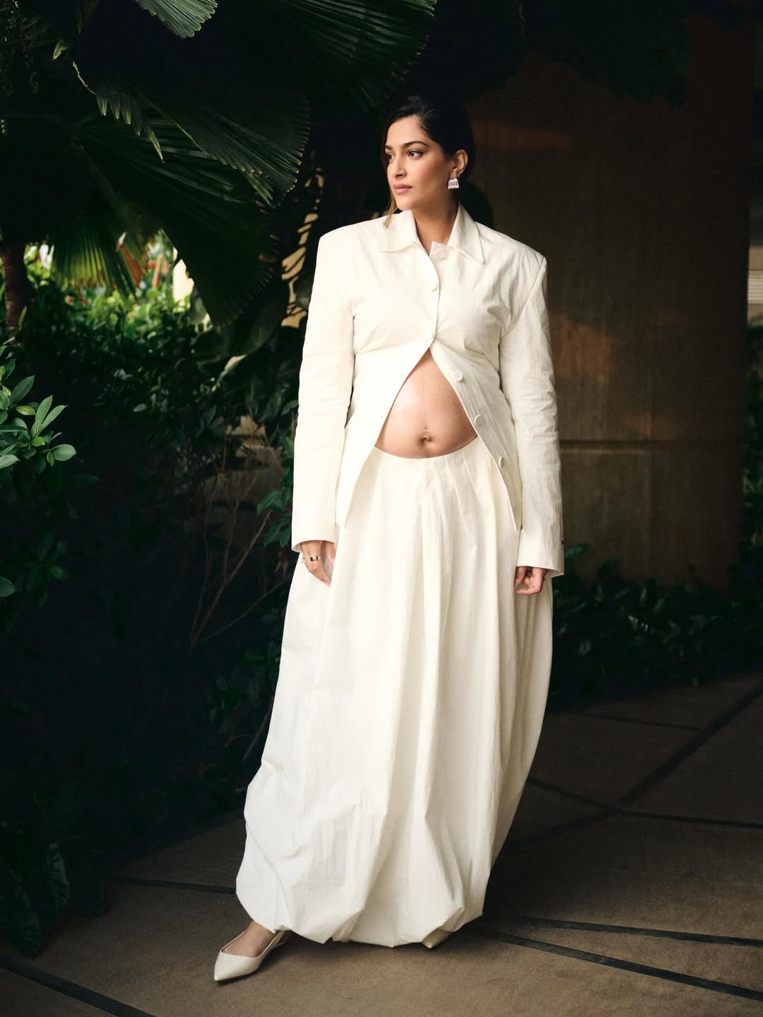 સોશિયલ મીડિયા પર એક્ટ્રેસનો આ લુક ખૂબ જ વાઈરલ થઈ રહ્યો છે.