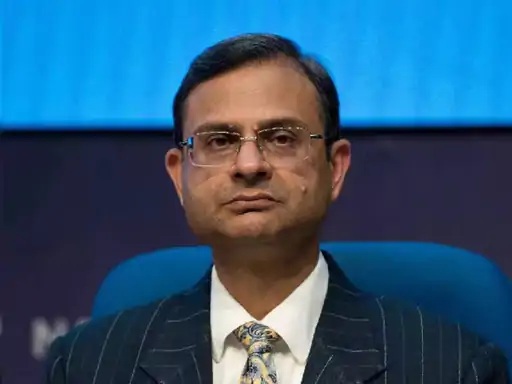 RBI ગવર્નર સંજય મલ્હોત્રાએ મોનેટરી પોલિસી કમિટીની બેઠકમાં લેવાયેલા નિર્ણયો વિશે માહિતી આપી.