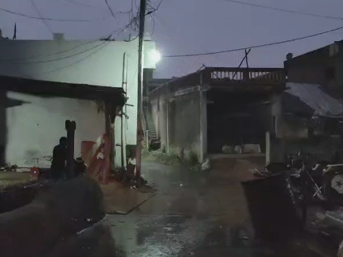 Unseasonal Rain Lashes Gujarat