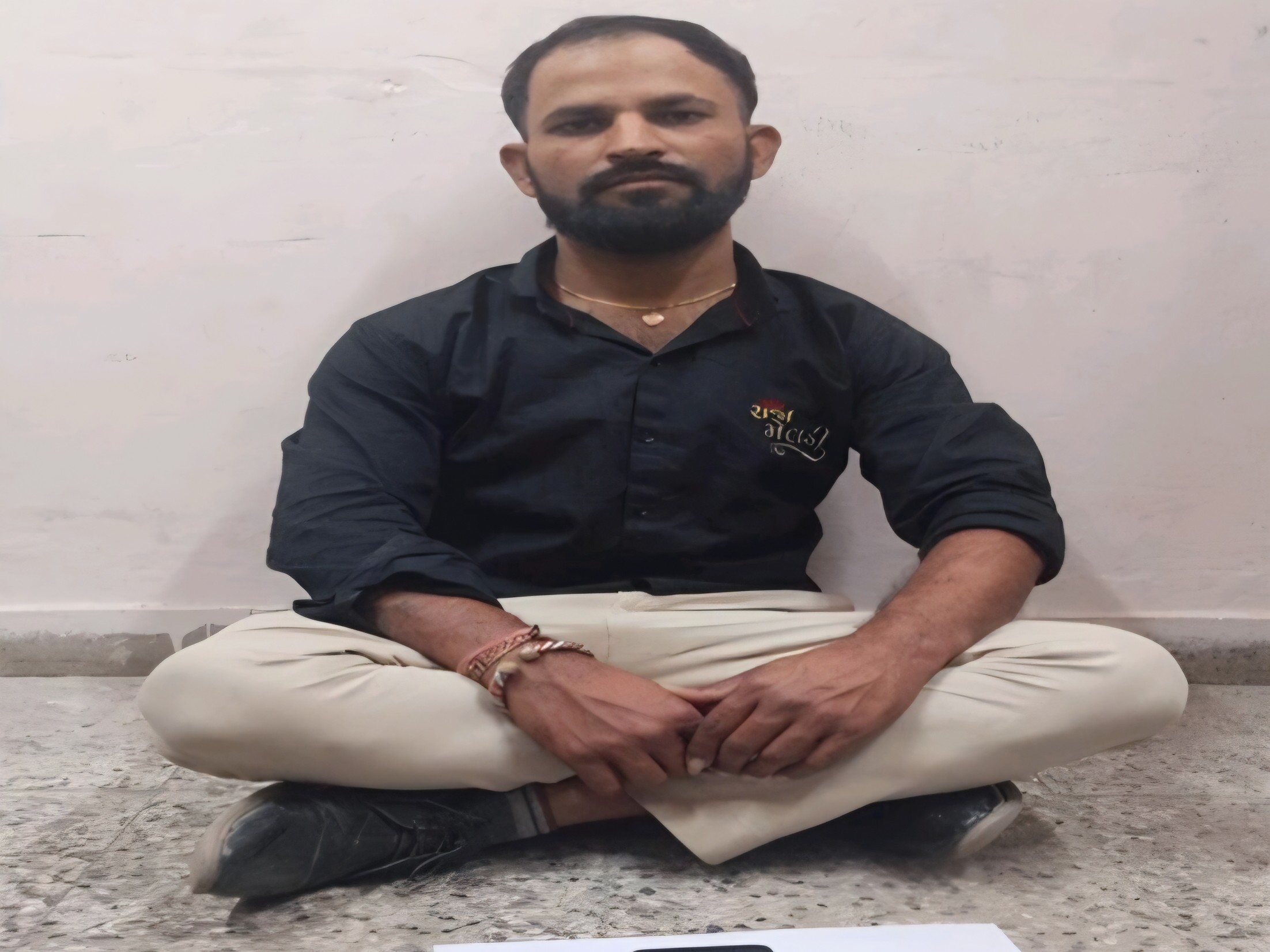 Bhiloda Police Nab Accused With Stolen Mobile