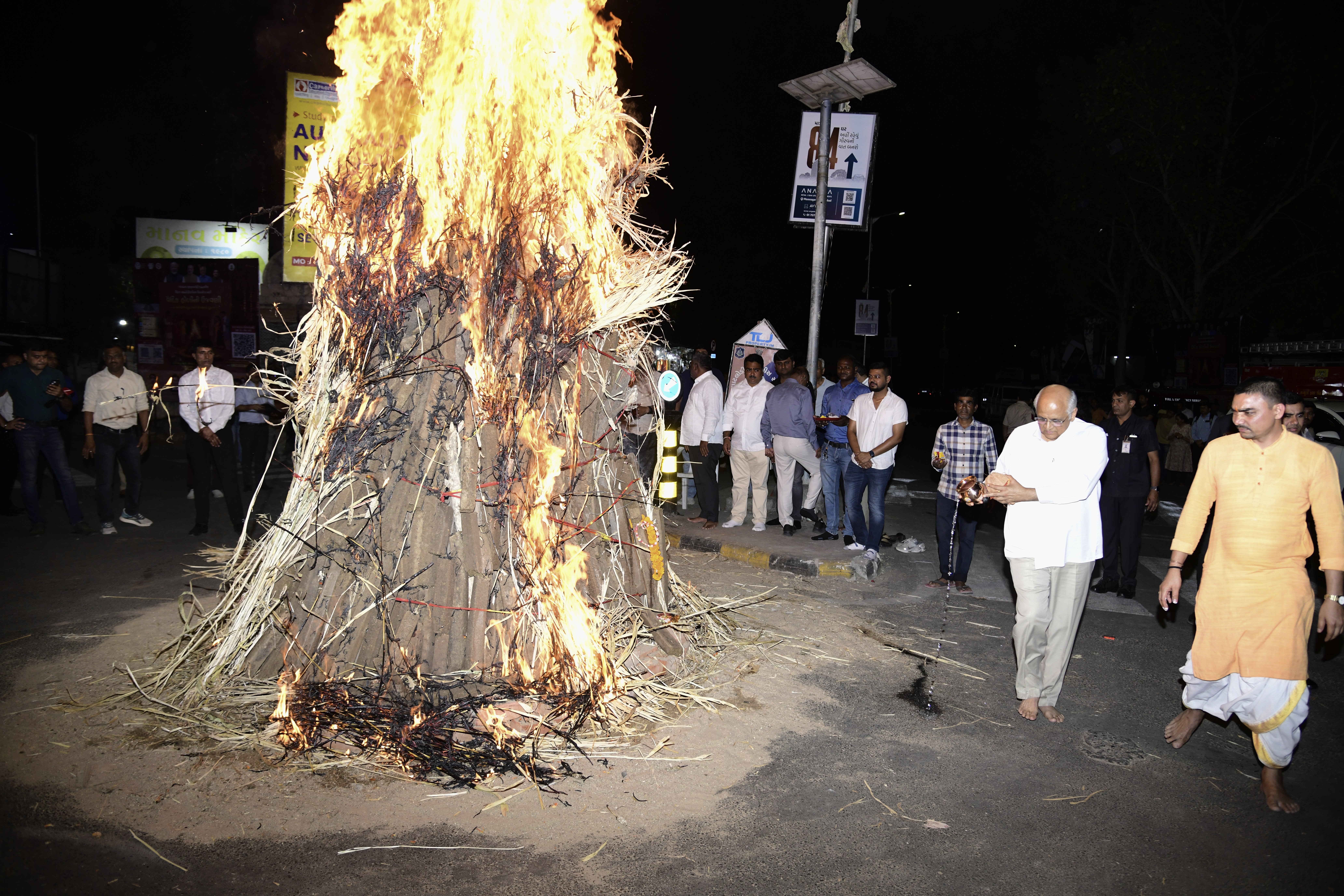 Holi Celebrations Across Gujarat