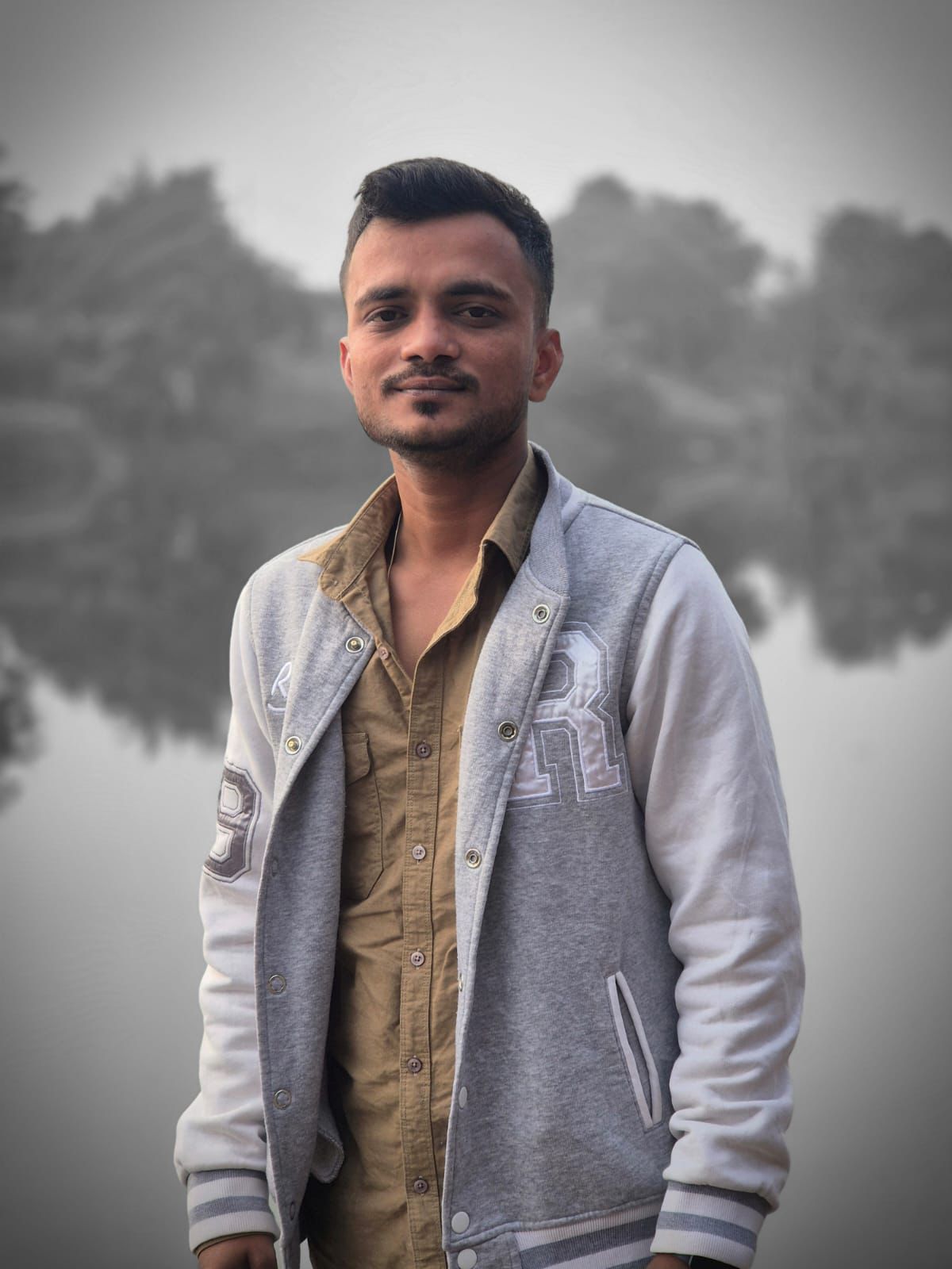 નીરવ આપઘાતના આગલા દિવસે જ શિમલાના દસ દિવસના પ્રવાસે જઈને આવ્યો હતો