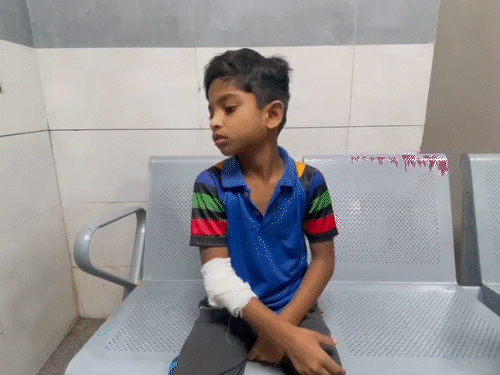 Drunk Rickshaw Driver Causes Triple Accident in Vadodara; Father-Son ...