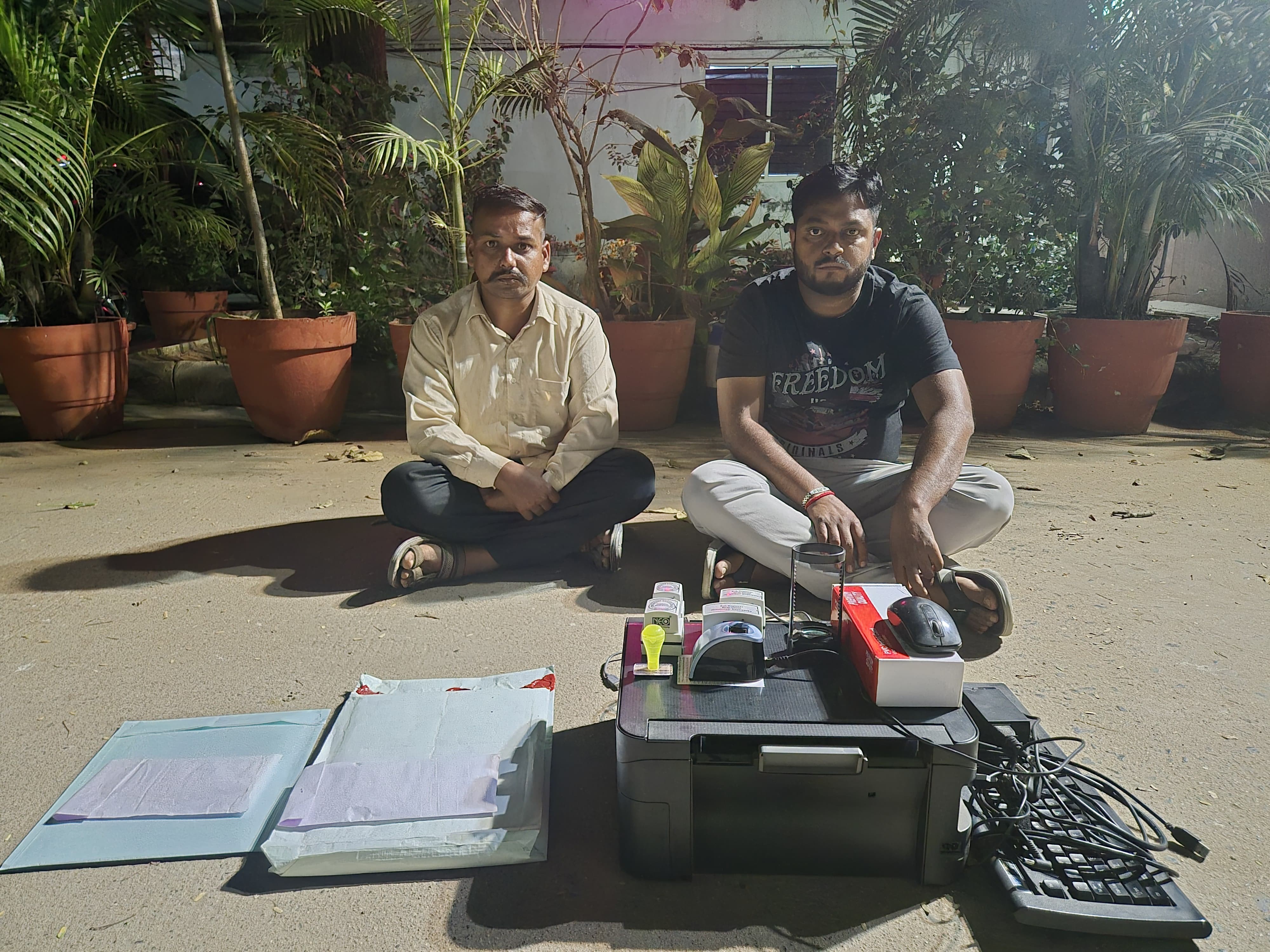 Sabarkantha LCB Nabs 2 for Fake Documents Using Municipality Stamps