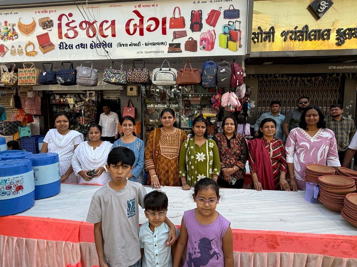 Surendranagar AAA Group Launches Cold Water Stall Service | 121 Days