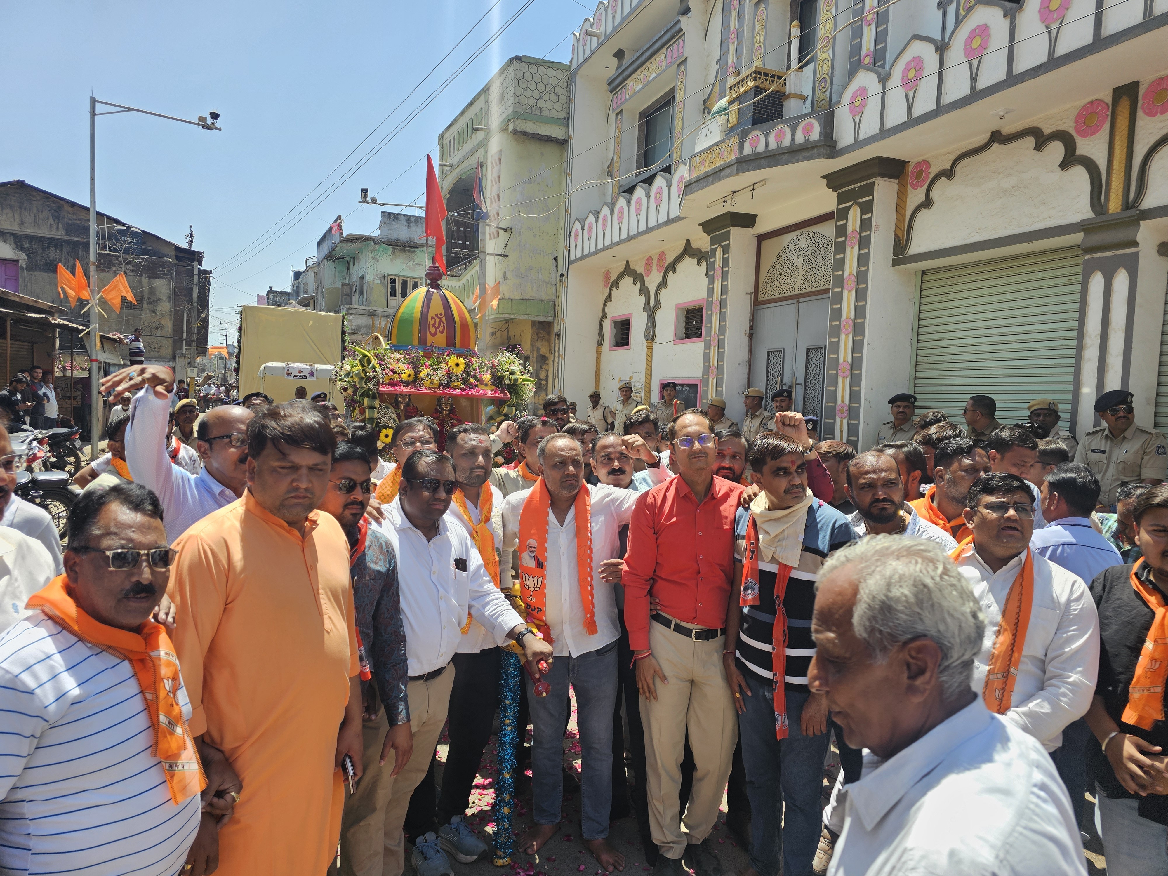 Kadi Ramnavami Shobhayatra: Elephants, Horses & Costumes Steal Show