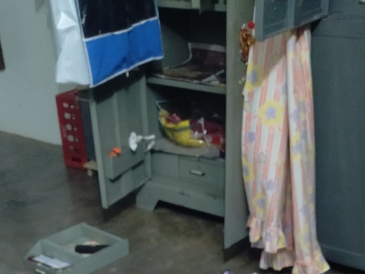 Vadali House Theft: Rs 11.50 Lakh Stolen | Police Investigation Begins