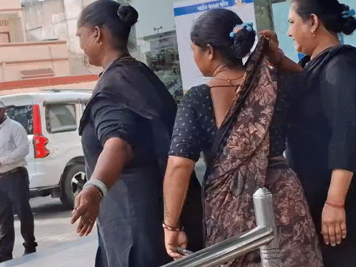 Give My Cart Back or I’ll Sell Liquor