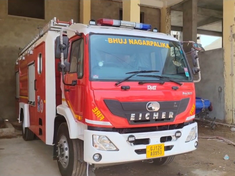 Bhuj Fire Dept Sees 38 Calls; Kutch Heat Sparks Fire Incidents