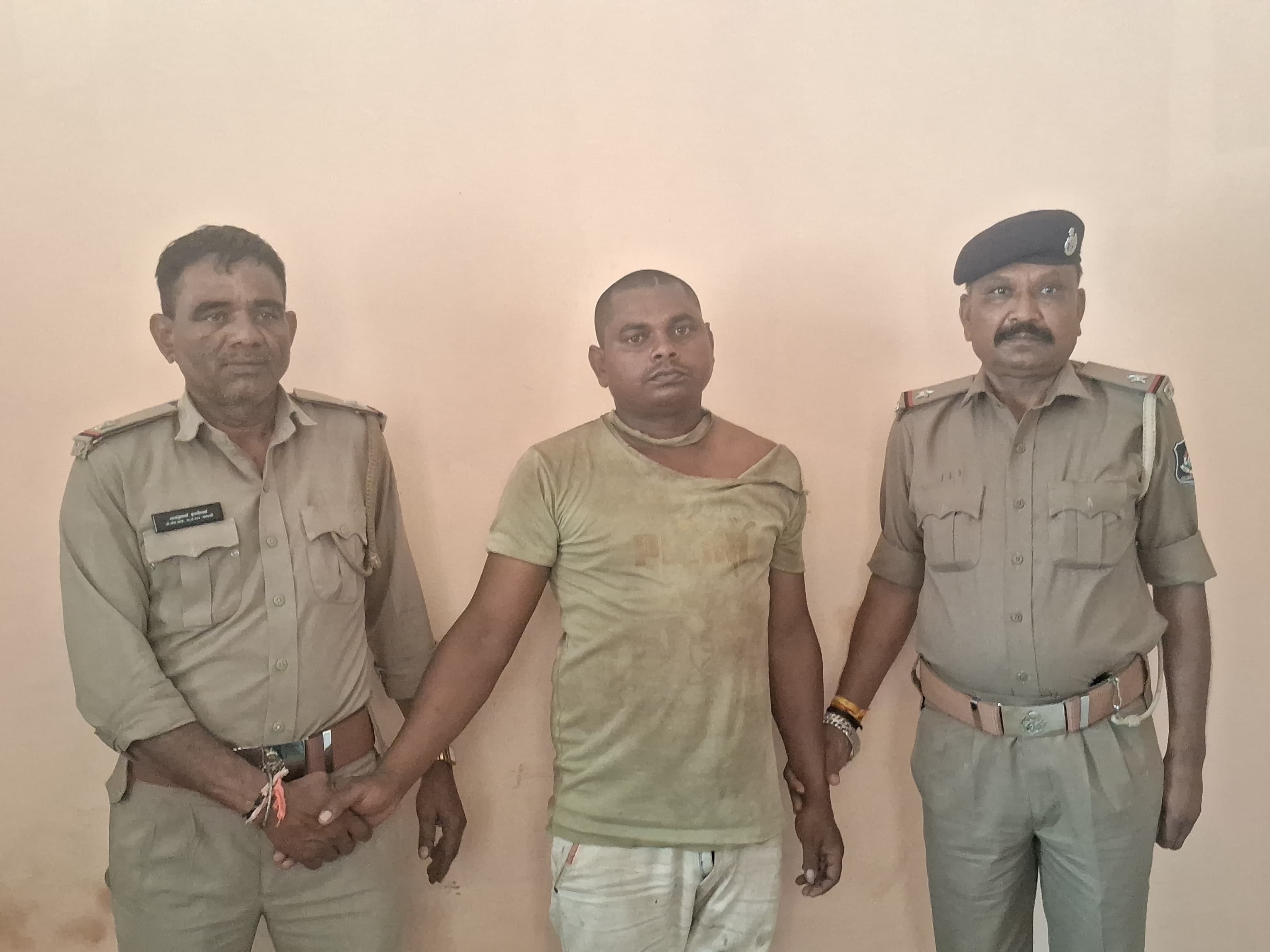 Chhitadra Murder; Homeguard Arrested in Meghraj | Gujarat News