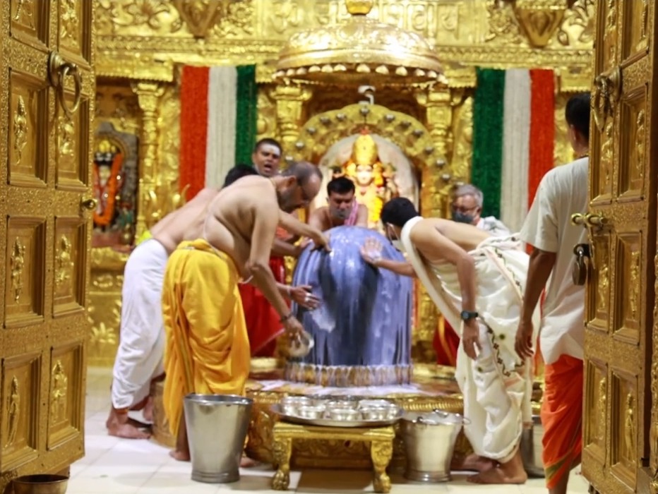 Somnath Temple Grand Event: PM Modis Inauguration, Air Show & Flower Shower