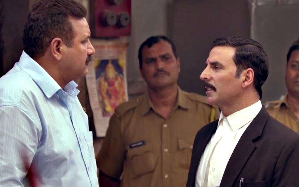 'જોલી એલએલબી 2'માં કુમુદ મિશ્રાએ ઇન્સપેક્ટર સૂર્યવીર સિંહની ભૂમિકા ભજવી છે.