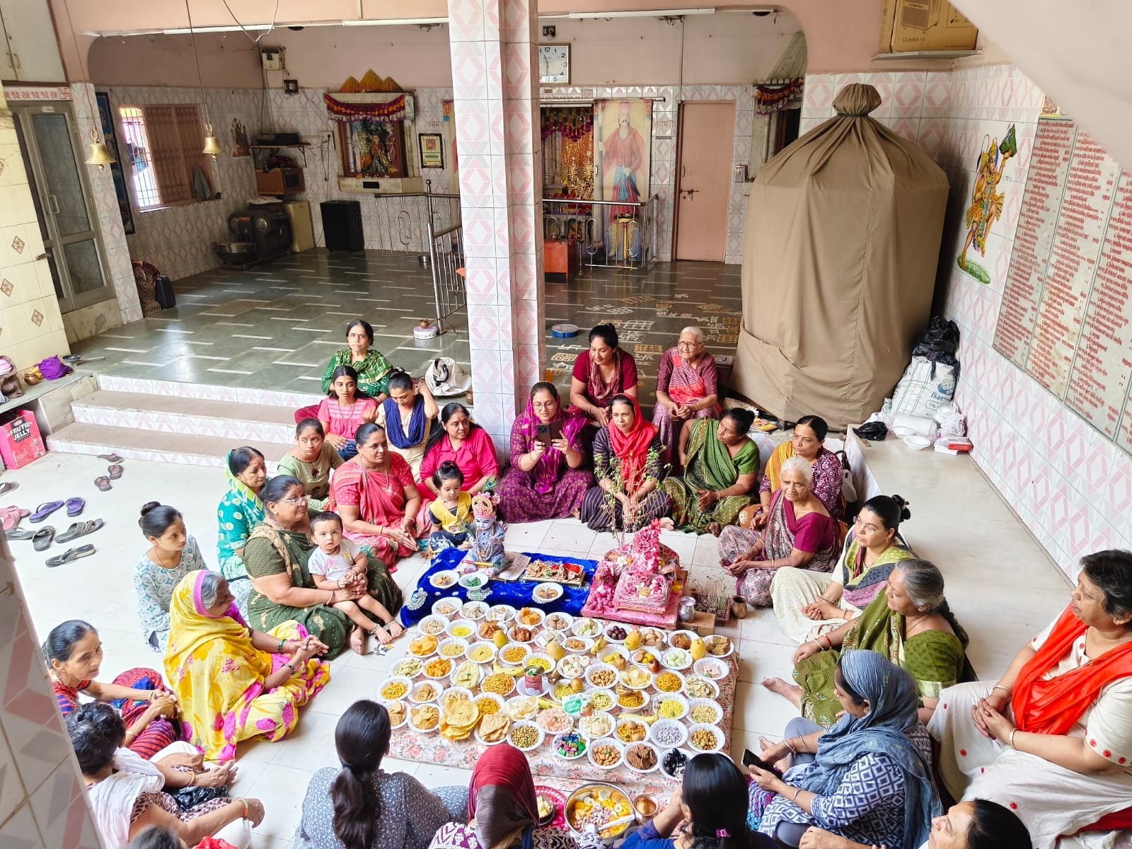 Manavadar Ram Mandir Adhik Maas Utsav; Mahila Satsang Mandal Celebration