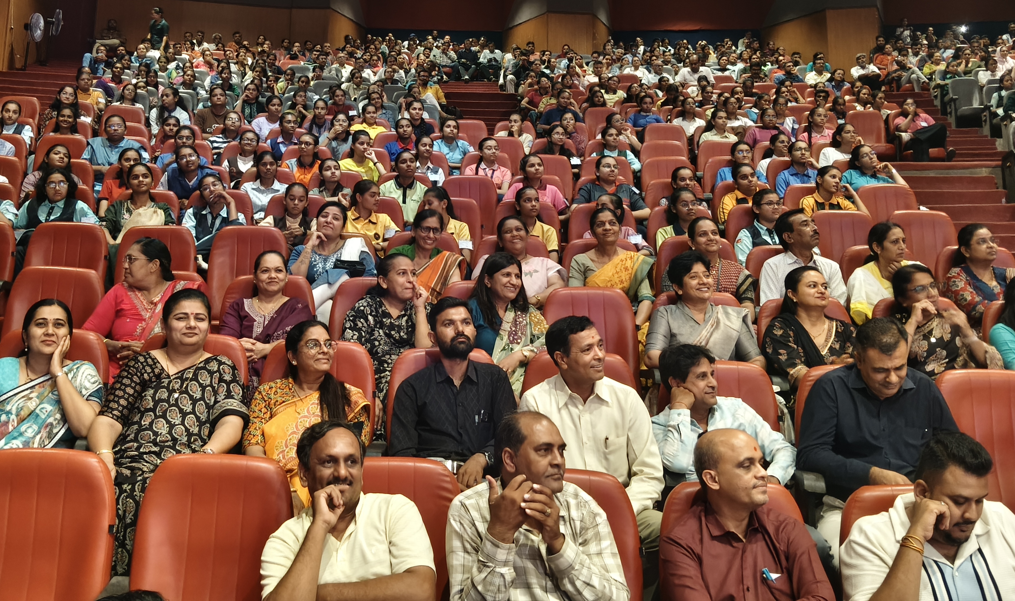 પ્રતિભાશાળી વિદ્યાર્થીઓનું સન્માન કરાયું