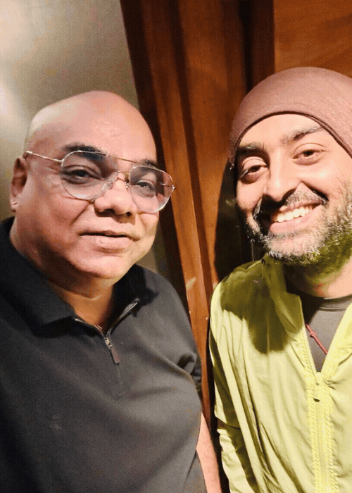 Extorted more money in the name of expenses by promising to do live shows of Kapil Sharma and Nora Fatehi