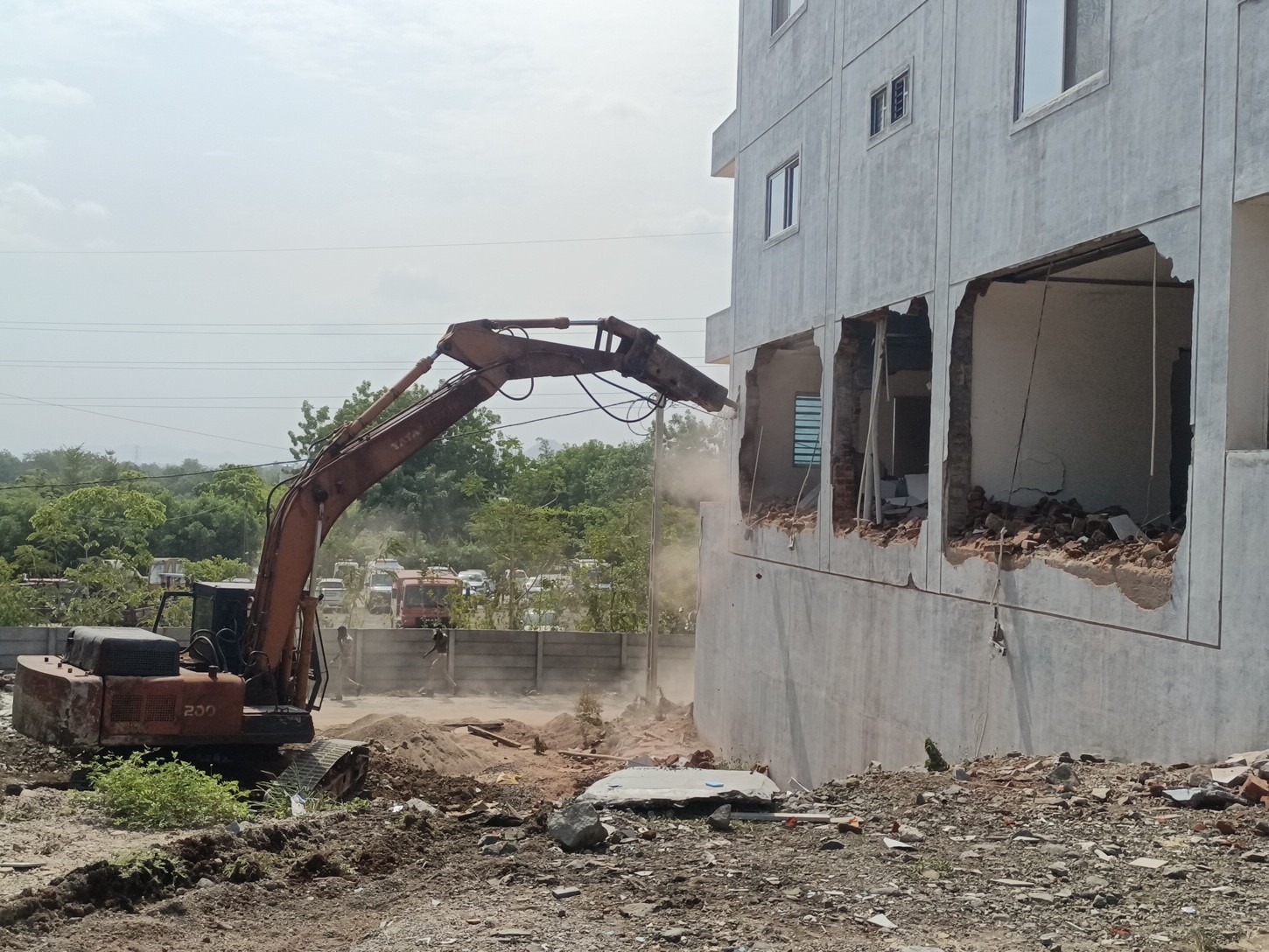 Narmada Demolition: Garudeshwar Illegal Constructions Razed | PK Joshi Complaint
